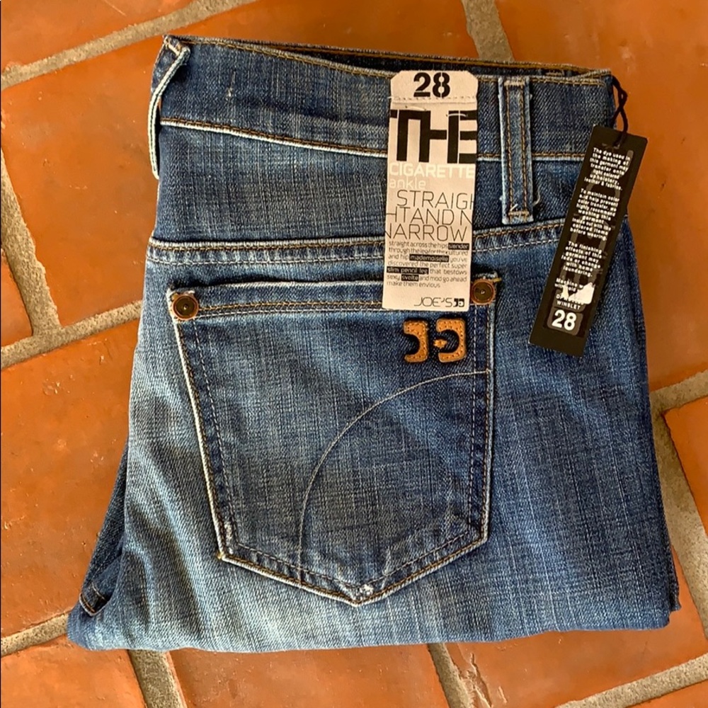 NEW WITH TAGS!! Joes Jeans Cigarette, Size 28